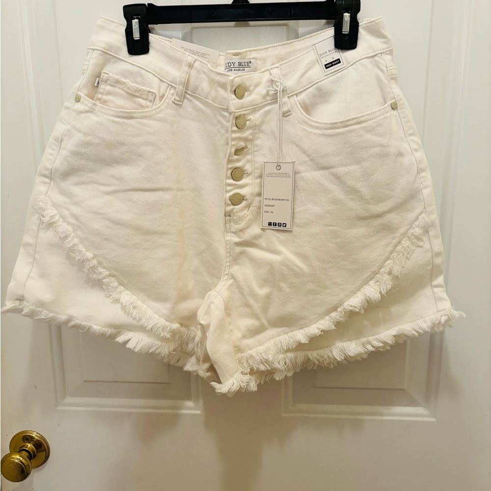 Judy Blue Cream High-Waist Frayed Hem Jean Shorts